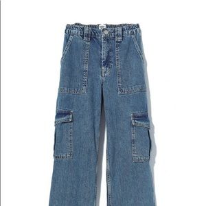 BDG Skater Jeans size 25 NWT